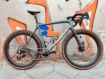 Used Specialized S-Works Tarmac SL8 - Shimano Dura-Ace Di2 2026 2026 Road & Gravel, Schwarz — image 9 of 15