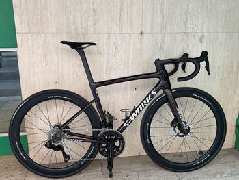 Used Specialized S-Works Tarmac SL8 - Shimano Dura-Ace Di2 2026 2026 Road & Gravel, Schwarz — image 3 of 15