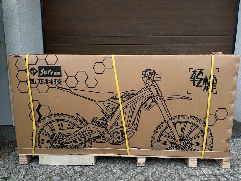 Used 3T Surron Light Bee X LBX 2025 8kW 80km/h Orginalkarton EU Ladeg 2025 Road & Gravel — image 1 of 15