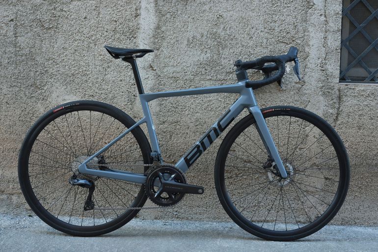 Used BMC Teammachine SLR TWO 2026 2026 Road & Gravel — image 1 of 20