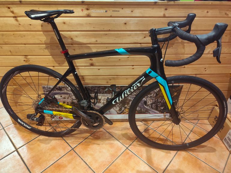 Used Wilier GTR TEAM SRAM FORCE 2023 2023 Road & Gravel — image 7 of 13