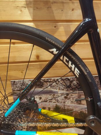 Used Wilier GTR TEAM SRAM FORCE 2023 2023 Road & Gravel — image 5 of 13