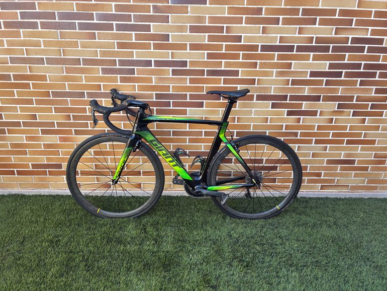 Used Giant Propel Shimano Ultegra 2018 Road & Gravel, Green — image 2 of 4
