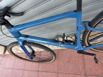 Used BMC URS THREE 2020 2020 Road & Gravel — image 4 of 4