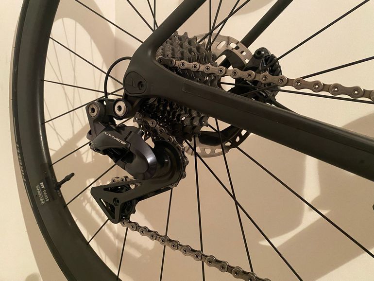 Used Canyon Endurace CF SLX 9 Disc Di2 2021 2021 Road & Gravel, Schwarz — image 7 of 9