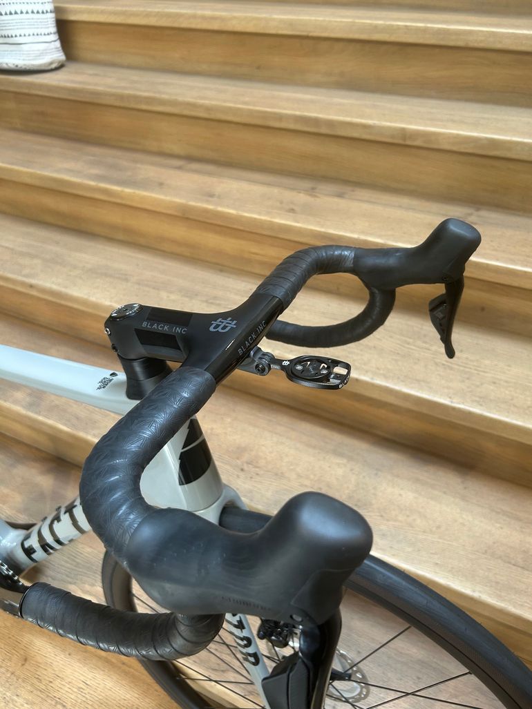 Used Factor O2 - Shimano Ultegra 2026 2026 Road & Gravel — image 5 of 5