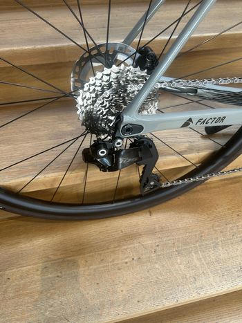 Used Factor O2 - Shimano Ultegra 2026 2026 Road & Gravel — image 2 of 5