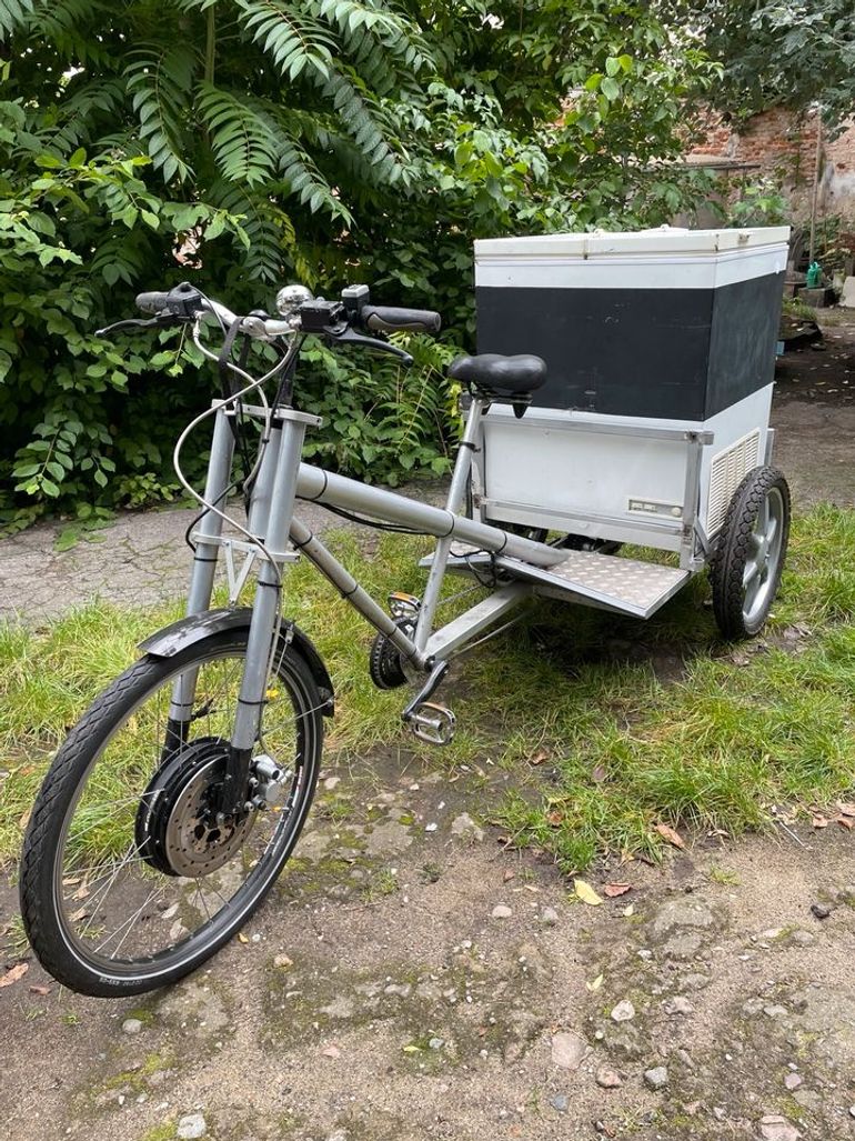 Used rikscha Getränkebike Rikscha Eisverkauf E-Bike Urban — image 1 of 15