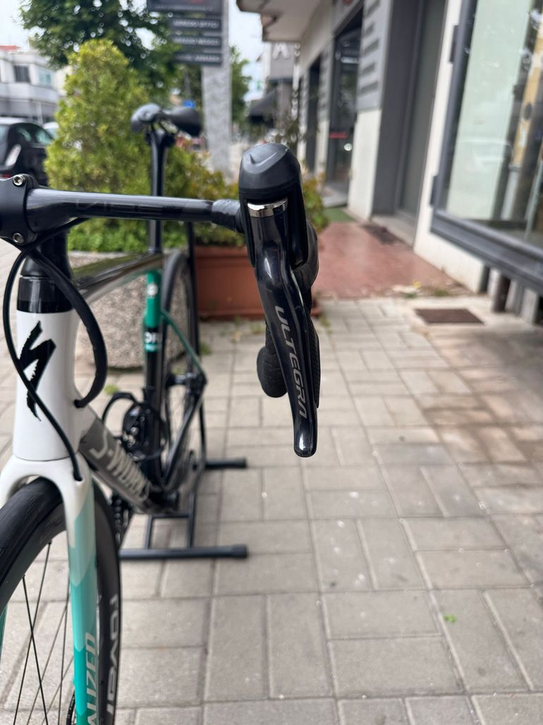 Used Specialized Tarmac Shimano Ultegra Di2 2020 Road & Gravel — image 12 of 15