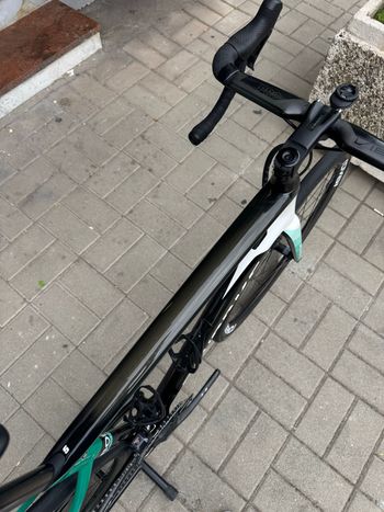 Used Specialized Tarmac Shimano Ultegra Di2 2020 Road & Gravel — image 7 of 15