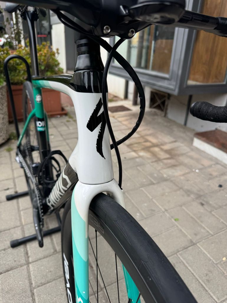 Used Specialized Tarmac Shimano Ultegra Di2 2020 Road & Gravel — image 11 of 15
