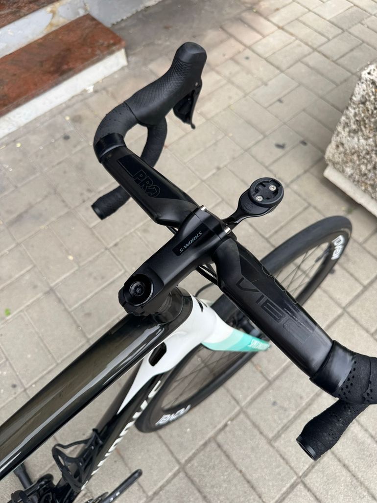 Used Specialized Tarmac Shimano Ultegra Di2 2020 Road & Gravel — image 9 of 15