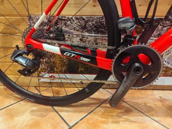 Used Wilier GTR TEAM SRAM RIVAL 2023 2023 Road & Gravel — image 11 of 16