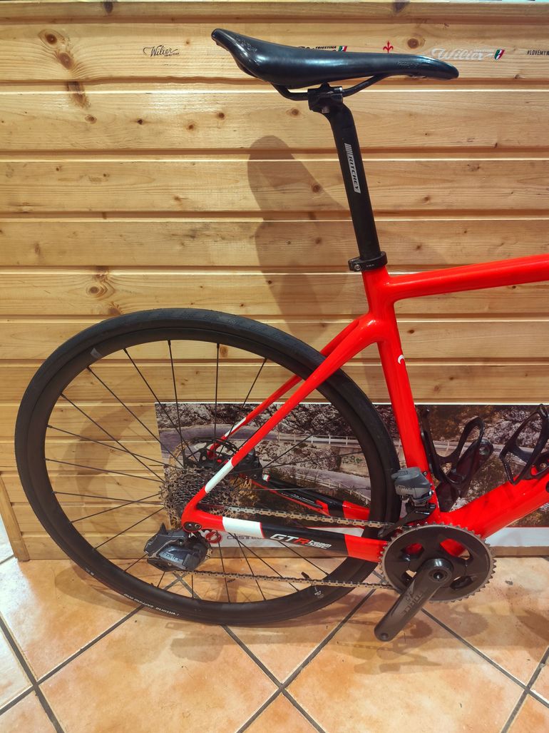 Used Wilier GTR TEAM SRAM RIVAL 2023 2023 Road & Gravel — image 10 of 16