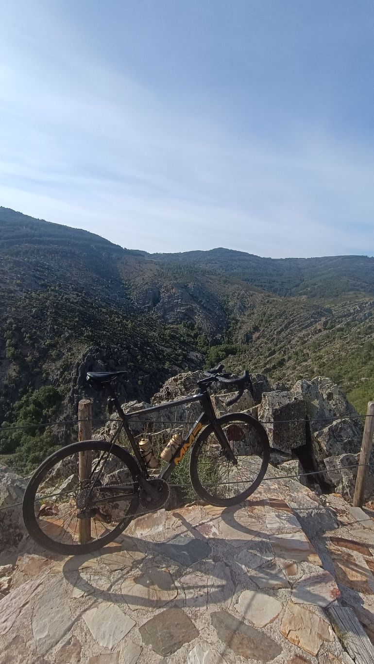 Used MMR Adrenaline Shimano Ultegra Di2 2022 Road & Gravel, Black — image 2 of 7
