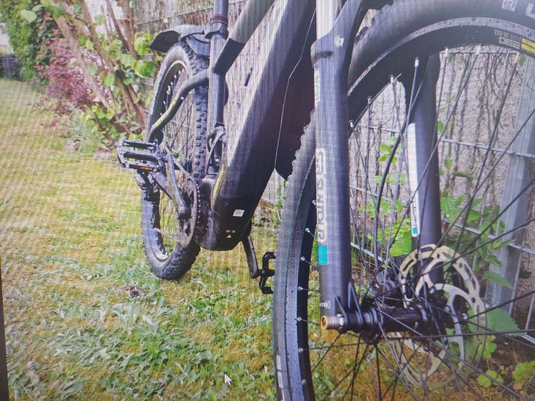 Used Bionicon Bionicon Custom Shimano Deore 2023 Mountainbike, Hellgrau — image 2 of 3