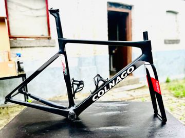 Używany Colnago V4Rs Shimano Dura Ace Di2 2025 Frameset 2025 Road & Gravel