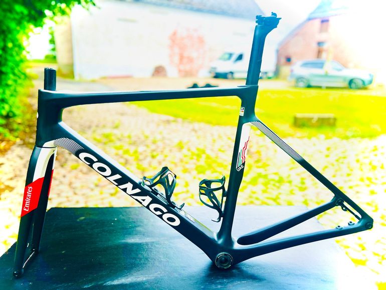 Used Colnago V4Rs Shimano Dura Ace Di2 2025 Frameset 2025 Road & Gravel — image 2 of 4