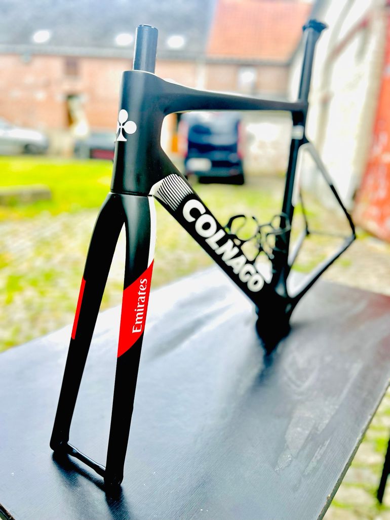 Used Colnago V4Rs Shimano Dura Ace Di2 2025 Frameset 2025 Road & Gravel — image 3 of 4