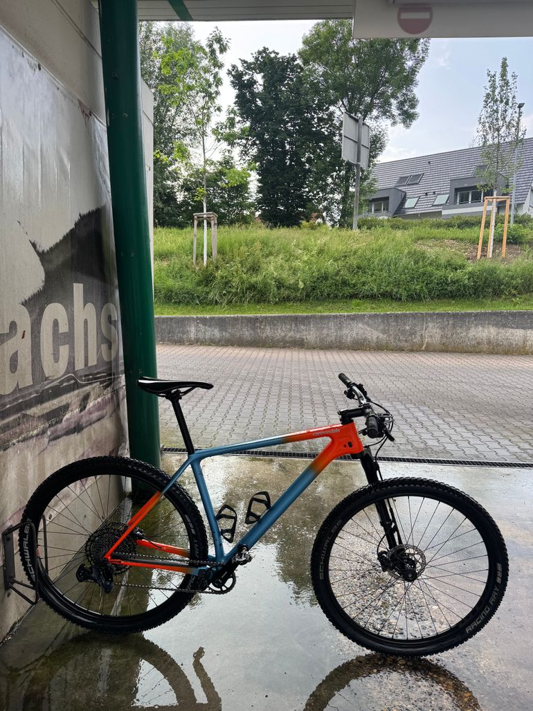 Used Cannondale F-Si Carbon 4 2021 2021 Mountainbike — image 3 of 3
