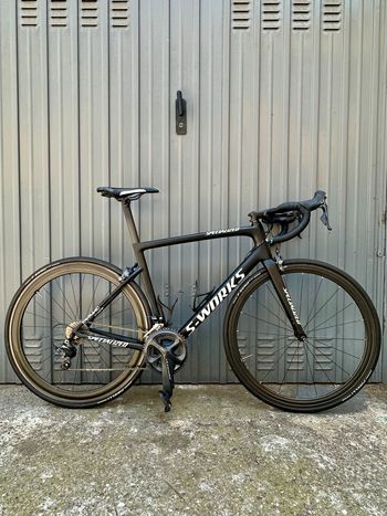 Gebrauchtes Specialized Tarmac Shimano Ultegra 2018 Road & Gravel, Schwarz — Bild 2 von 9