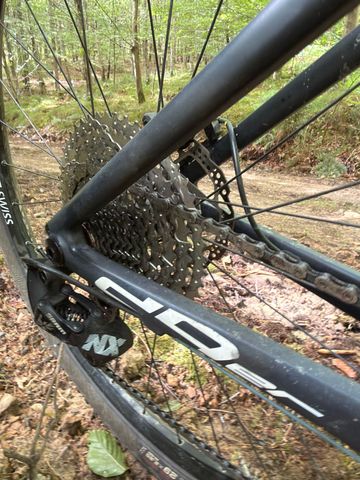 Used Mondraker Podium Shimano Deore XT 2016 Mountainbike, Black — image 8 of 10