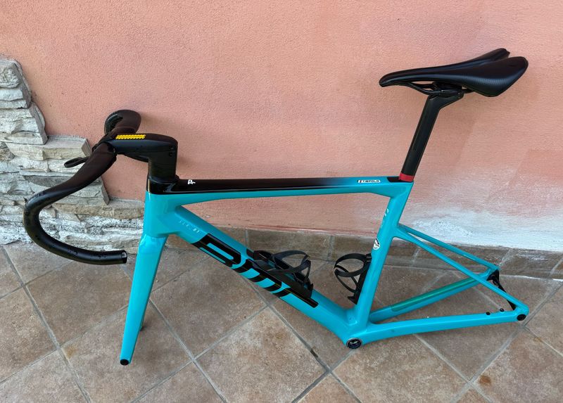 Used BMC Timemachine 01 ROAD THREE 2023 Frameset 2023 Road & Gravel, Blue — image 1 of 7