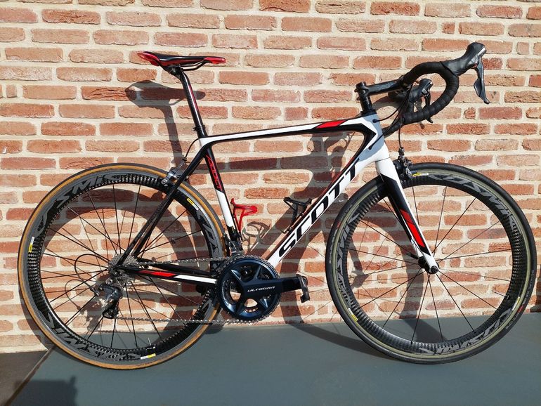 Used Scott Addict Shimano Ultegra 2017 Road & Gravel, White — image 1 of 5