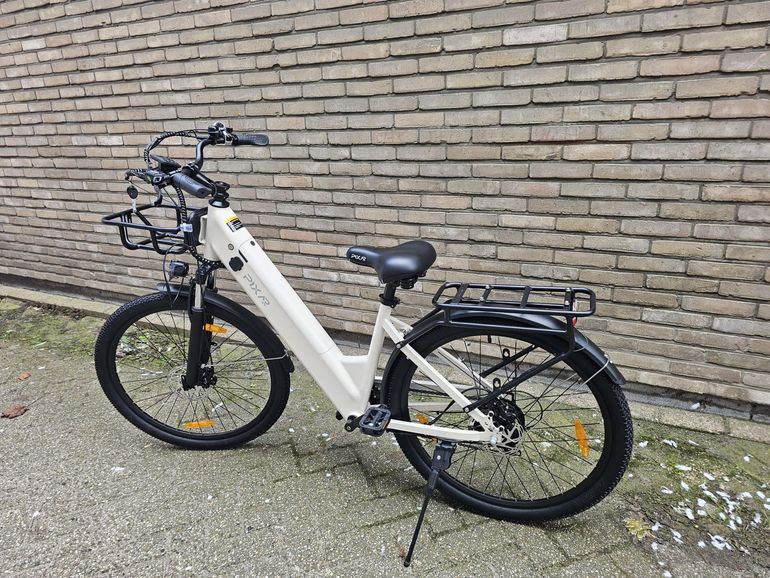 Used Pixar Pixar Custom 2026 Urban, Blanco — image 2 of 8