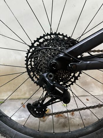 Used Specialized Stumpjumper Alloy 2021 2021 Mountainbike — image 3 of 10