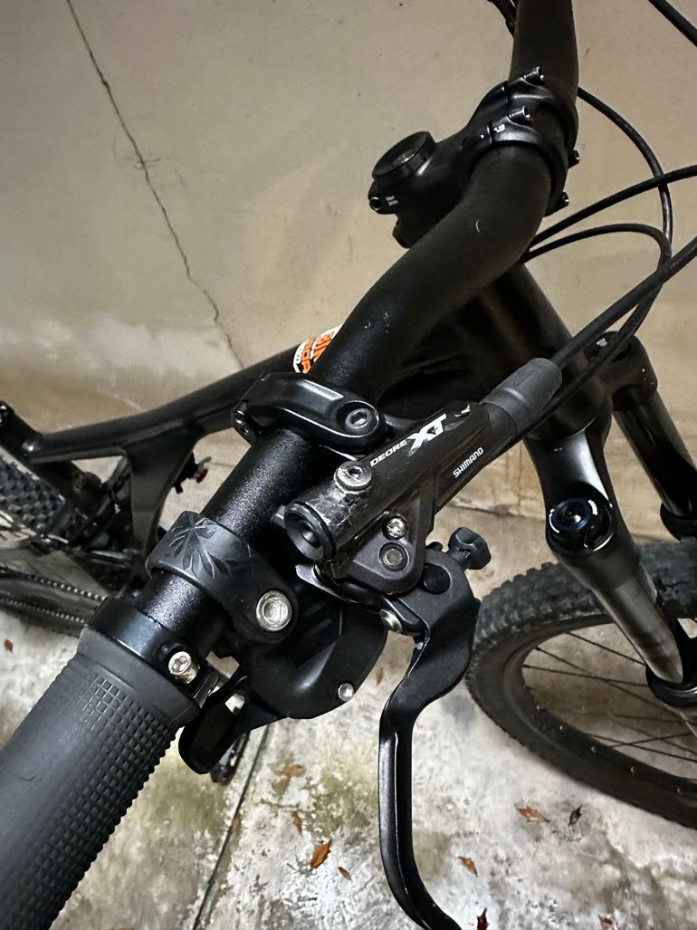 Used Specialized Stumpjumper Alloy 2021 2021 Mountainbike — image 8 of 10