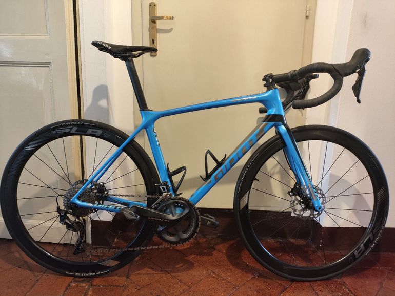 Used Giant Tcr Shimano 105 2019 Road & Gravel, Blue — image 1 of 6