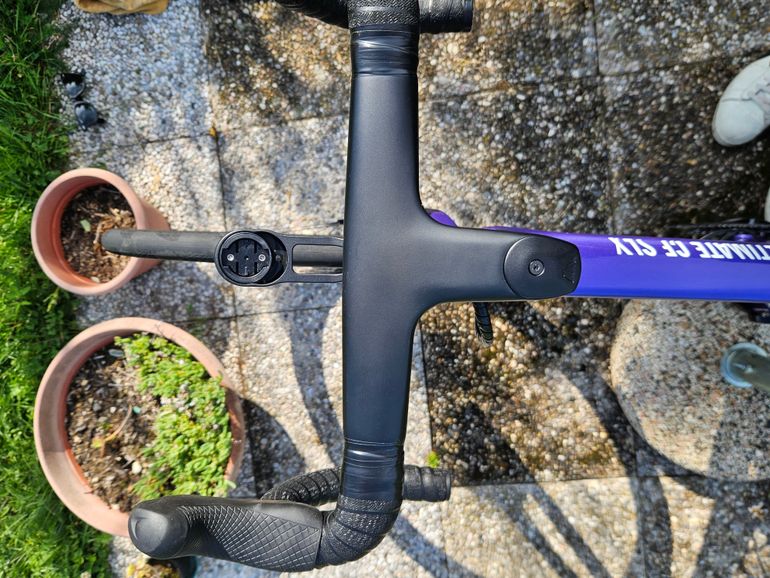 Used Canyon Ultimate CF SLX 9 Disc Di2 2021 2021 Road & Gravel, Purple — image 16 of 22