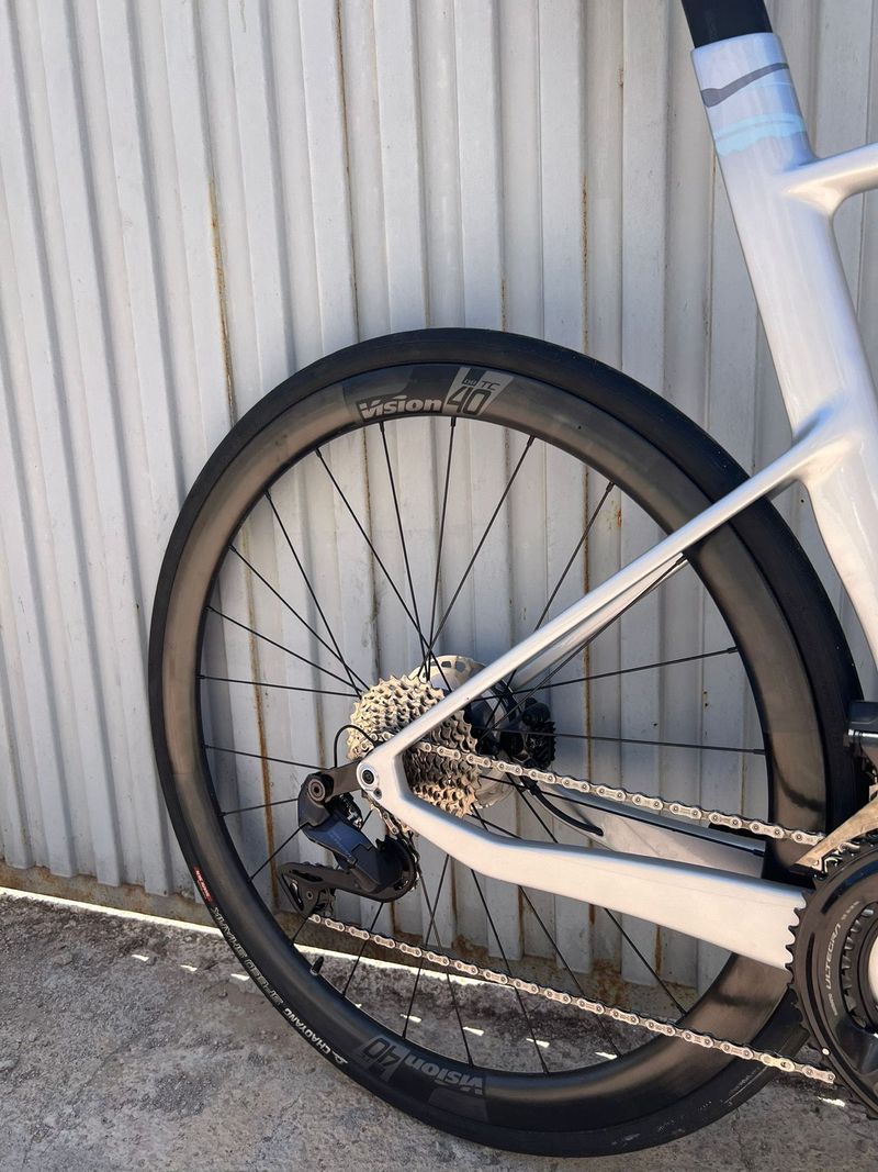 Używany BH AEROLIGHT 8.0 2025 2025 Road & Gravel — zdjęcie 3 z 5