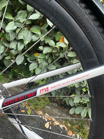 Used Specialized Crosstrail 2014 Urban, White — image 4 of 8