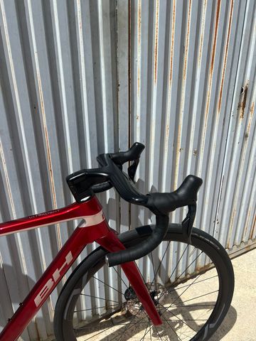 Used BH Bikes Ultralight Shimano Ultegra Di2 2026 Road & Gravel, Red — image 5 of 5