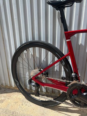 Used BH Bikes Ultralight Shimano Ultegra Di2 2026 Road & Gravel, Rojo — image 2 of 5