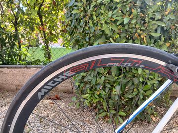 Gebrauchtes Fuji Altamira 2.5 2015 2015 Road & Gravel, Weiß — Bild 4 von 4