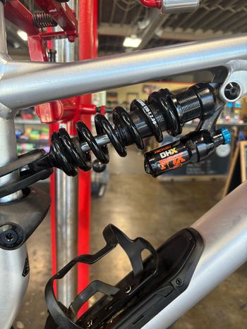 Used Specialized Stumpjumper 15 Alloy - FOX Coil 2025 Frameset 2025 Mountainbike, Light Gray, 29, 27.5 — image 4 of 4