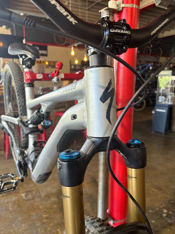 Used Specialized Stumpjumper 15 Alloy - FOX Coil 2025 Frameset 2025 Mountainbike, Light Gray, 29, 27.5 — image 2 of 4