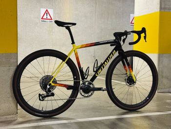 Used Specialized Crux SRAM Red eTap AXS 2024 Road & Gravel — image 2 of 3