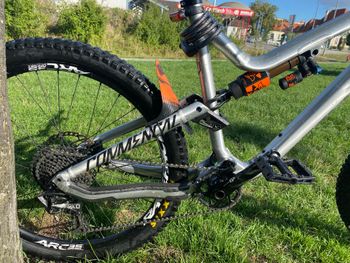 Used Commencal META AM V4.2 2017 2017 Mountainbike — image 3 of 5