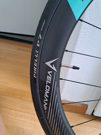 Used Bianchi Oltre Race 105 2025 2025 Road & Gravel, Green — image 7 of 8