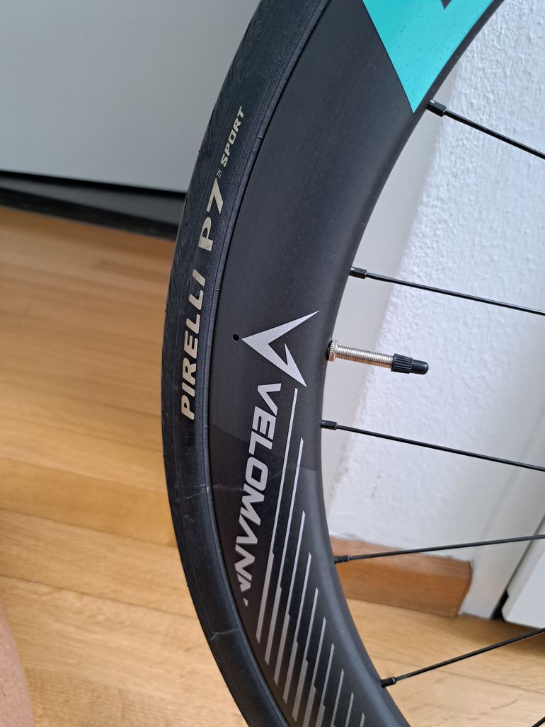 Used Bianchi Oltre Race 105 2025 2025 Road & Gravel, Green — image 7 of 8