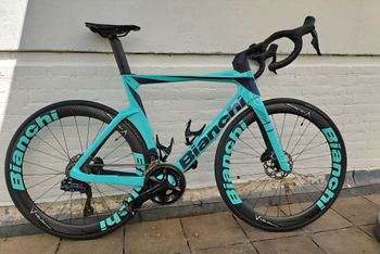 Used Bianchi Oltre Race 105 2025 2025 Road & Gravel — image 2 of 3