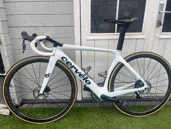 Used Cervélo S5 Shimano Ultegra Di2 2021 Road & Gravel — image 2 of 19