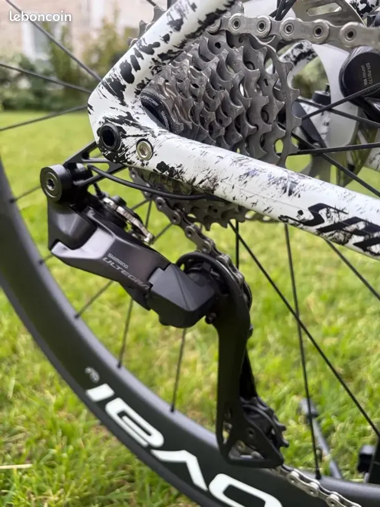 Used Specialized Specialized Tarmac S-works SL8 Dura Ace Di2 Roval CLX Team 2026 Road & Gravel — image 5 of 15