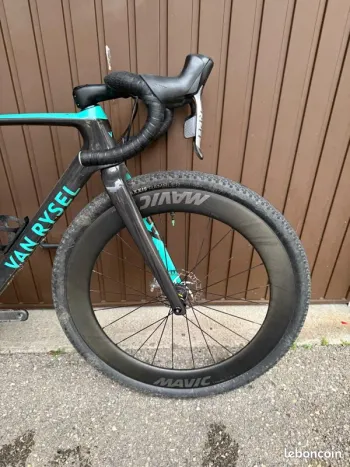 Used Van rysel Van Rysel Rcx Gravel 2024 Road & Gravel — image 3 of 5