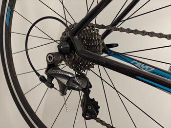 Used Focus FOCUS Cayo Ultegra Mix 2017 Carbon 2017 Road & Gravel, Blau — image 5 of 8
