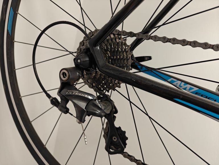 Used Focus FOCUS Cayo Ultegra Mix 2017 Carbon 2017 Road & Gravel, Blau — image 5 of 8